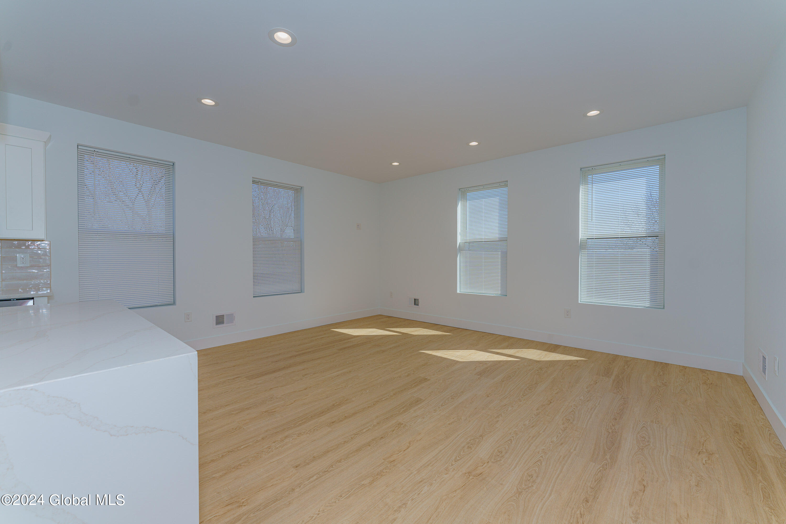 1133 Loudon Road Cohoes, NY 12047 - Photo 14 of 25 3 Apt 204 9