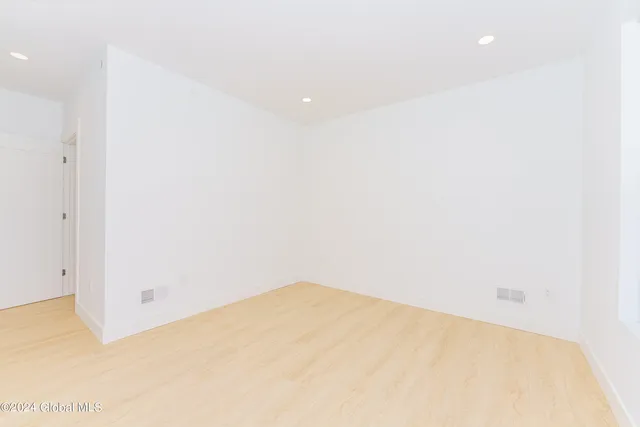 $2,250 | 1133 Loudon Road, Cohoes, NY 12047