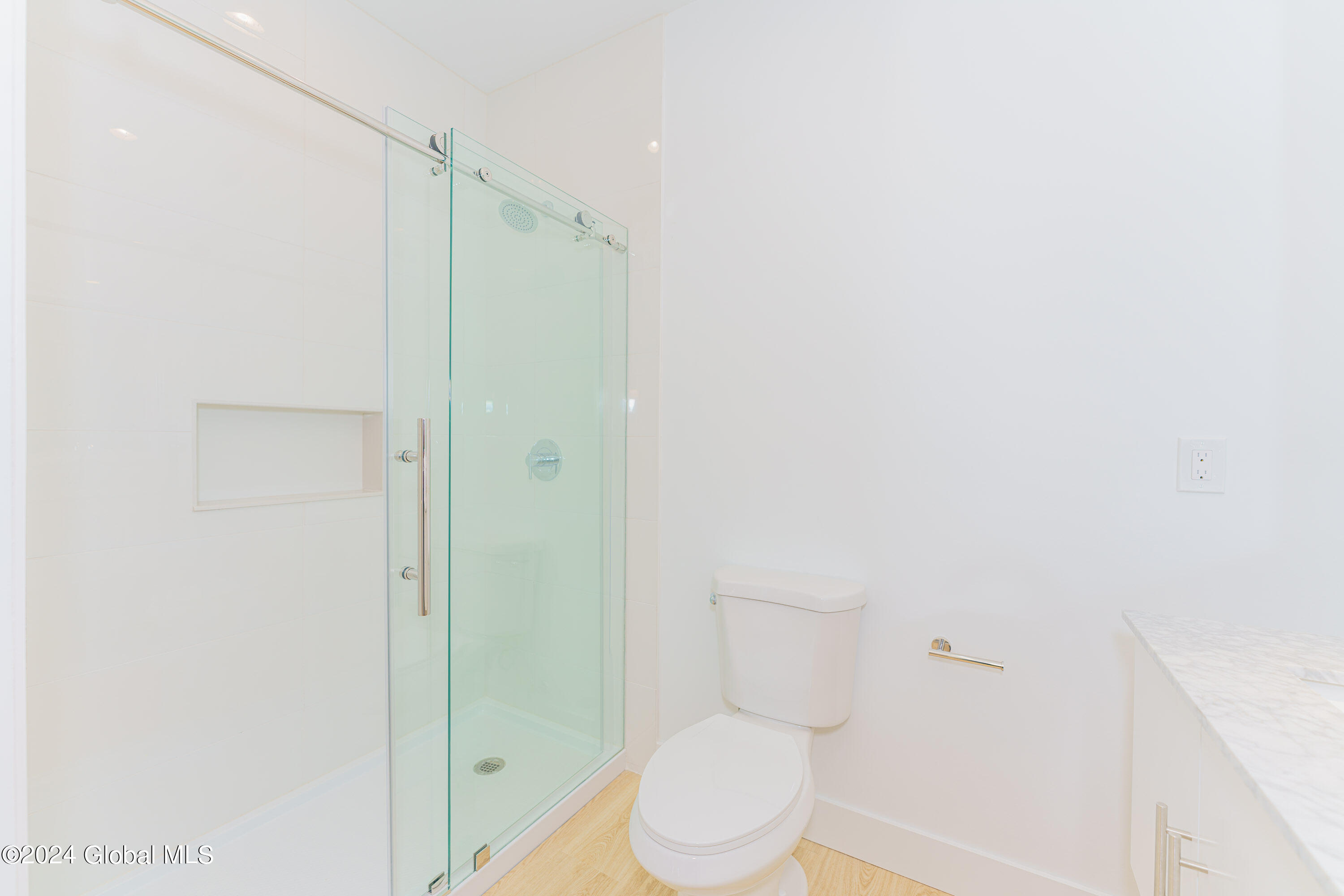 1133 Loudon Road Cohoes, NY 12047 - Photo 18 of 25 3 Apt 204 13