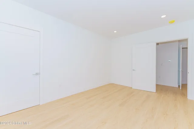 $2,250 | 1133 Loudon Road, Cohoes, NY 12047