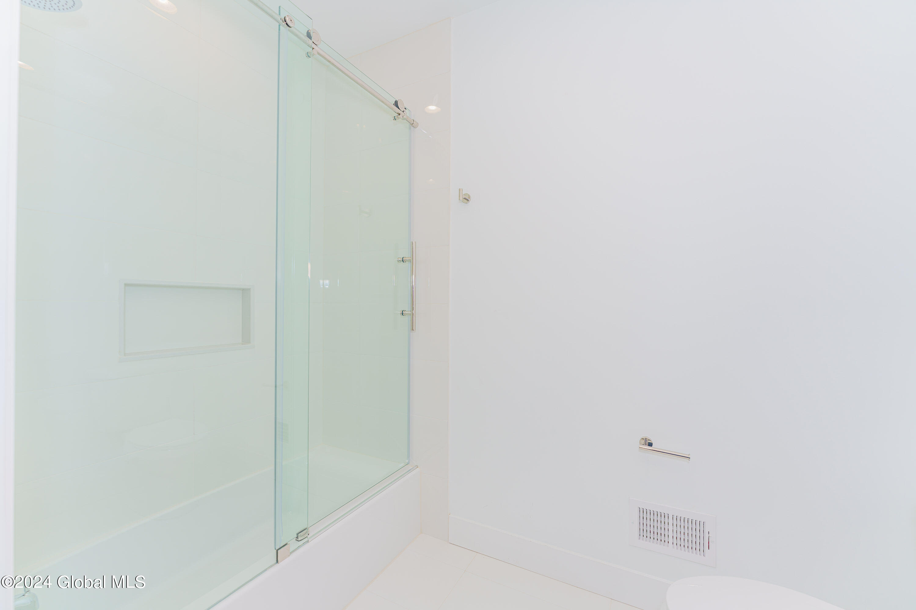 1133 Loudon Road Cohoes, NY 12047 - Photo 22 of 25 3 Apt 204 19