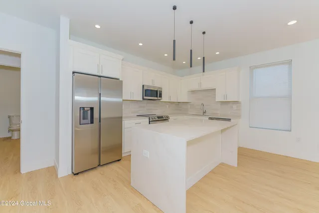 $2,250 | 1133 Loudon Road, Cohoes, NY 12047