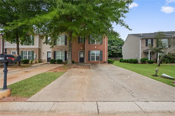 $229,900 | 196 Meadowlark Place, Austell, GA 30168