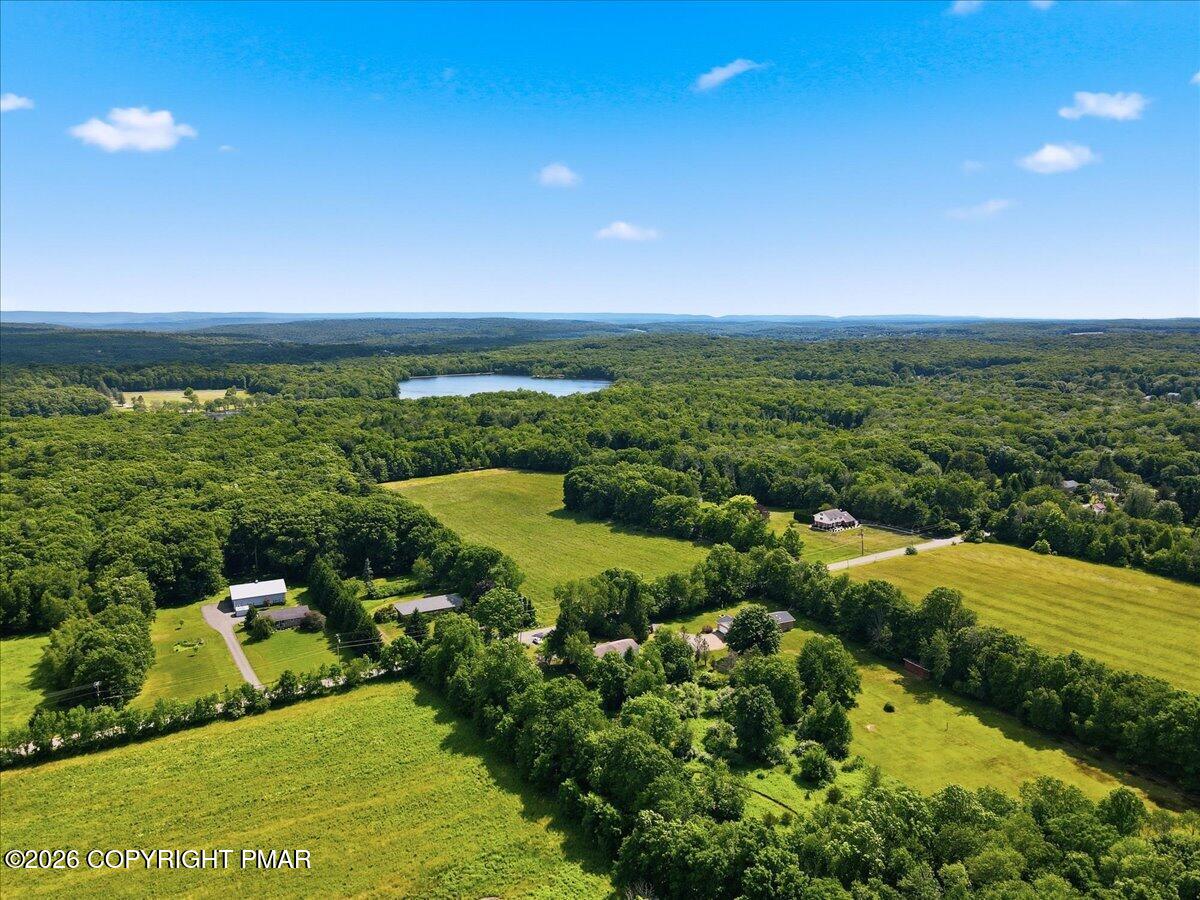 2631 Mountain Road Stroudsburg, PA 18360 - Photo 32 of 41 24-Photo-23