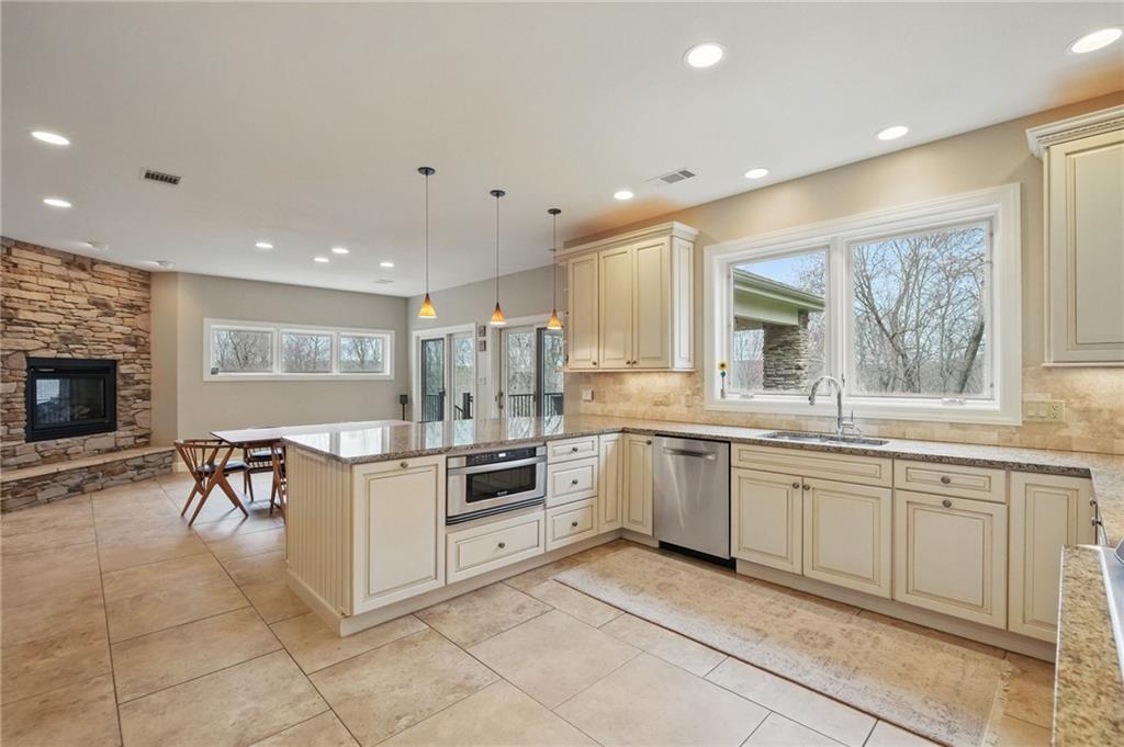 3611 Centerview Road Gibsonia, PA 15044 - Photo 14 of 49 Gallery Image 14