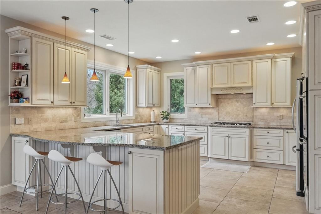 3611 Centerview Road Gibsonia, PA 15044 - Photo 15 of 49 Gallery Image 15