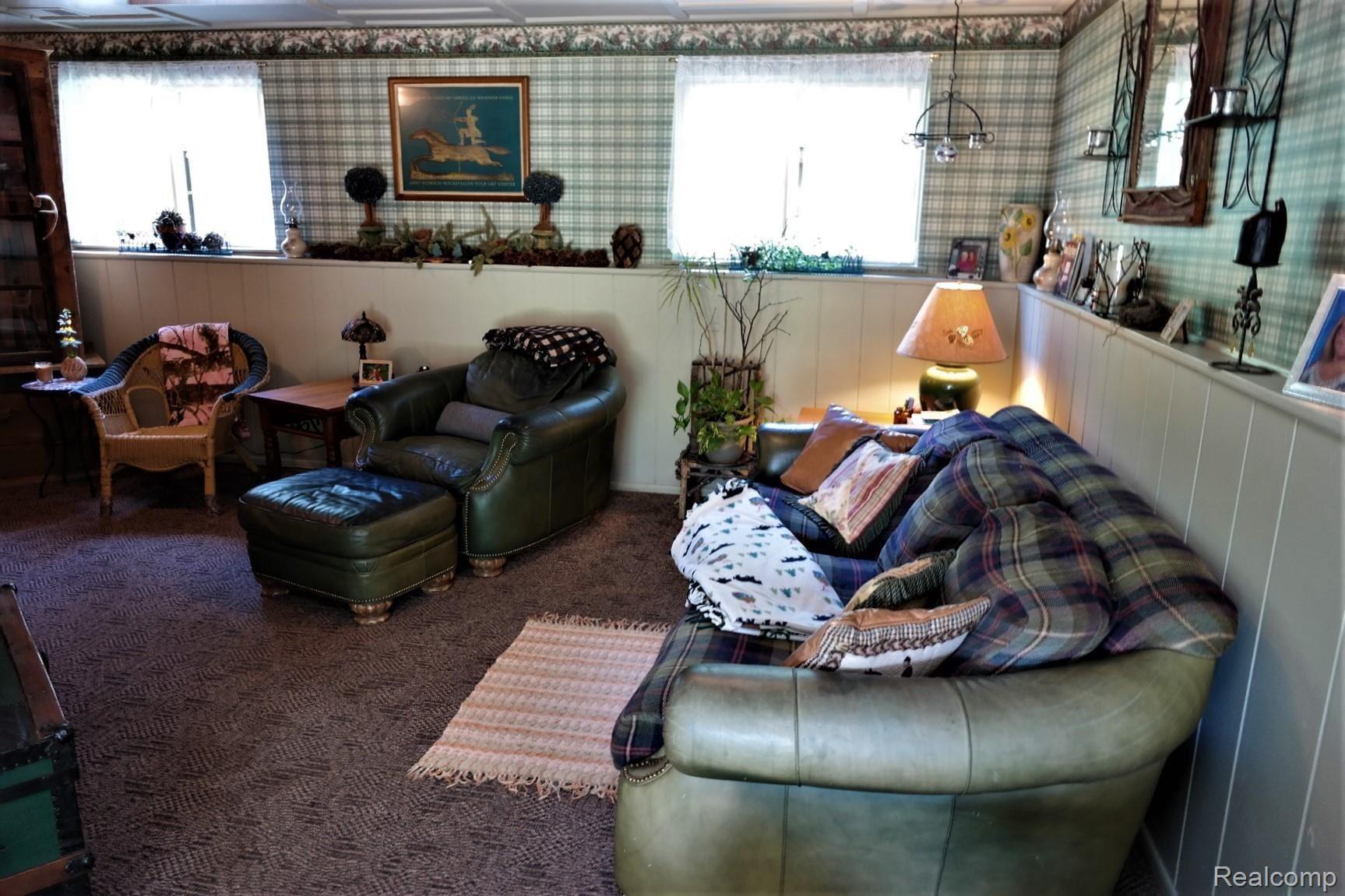 13488 Rohn Road Fenton, MI 48430 - Photo 21 of 41 SAM_3051.jpg
