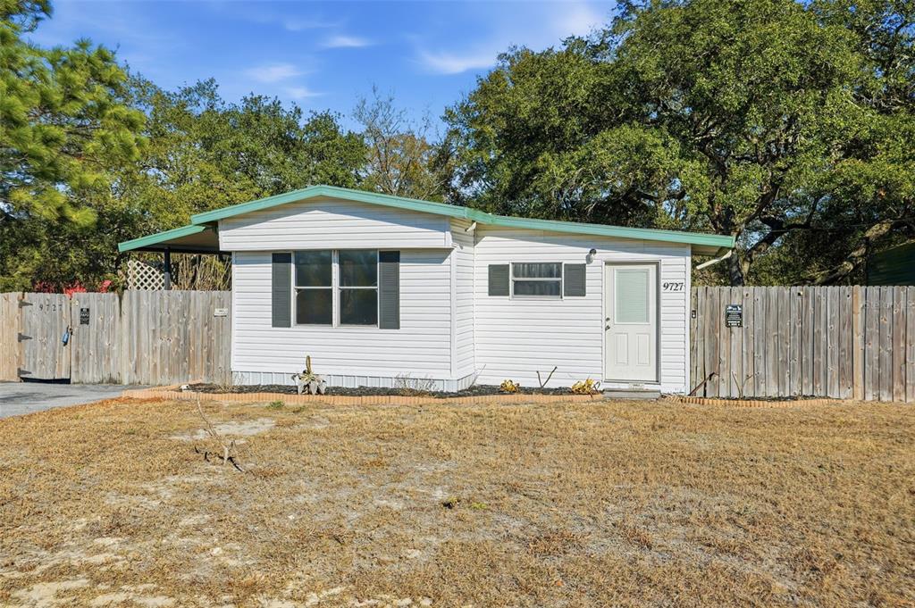 9727 Lake Drive Weeki Wachee, FL 34613 - Photo 19 of 28