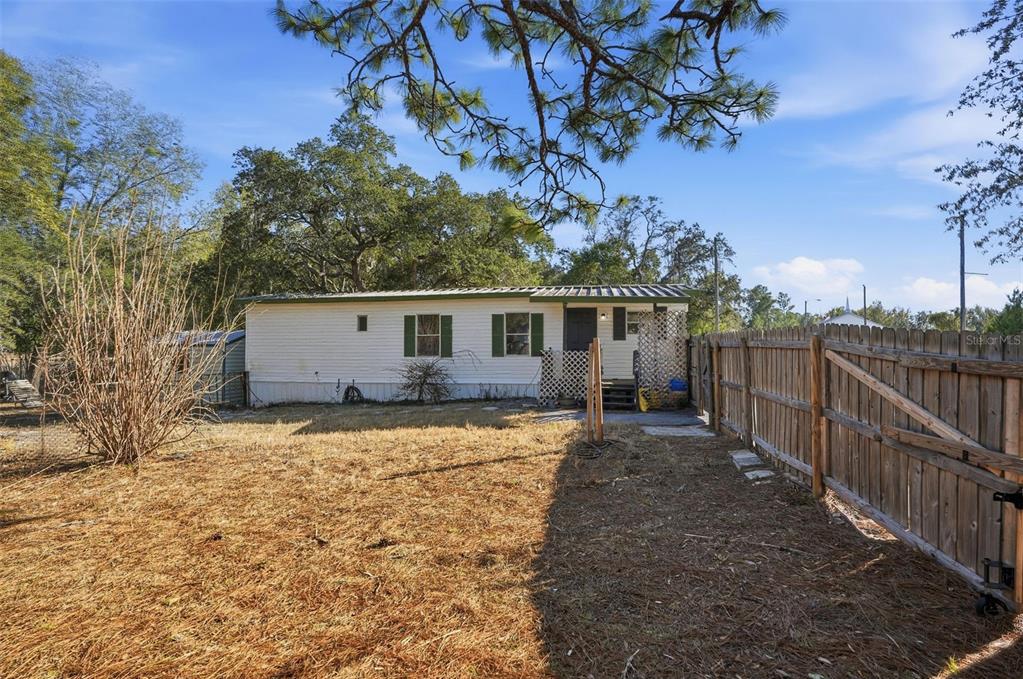 9727 Lake Drive Weeki Wachee, FL 34613 - Photo 27 of 28