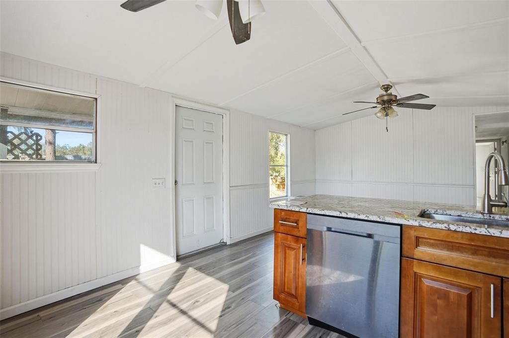 9727 Lake Drive Weeki Wachee, FL 34613 - Photo 10 of 28