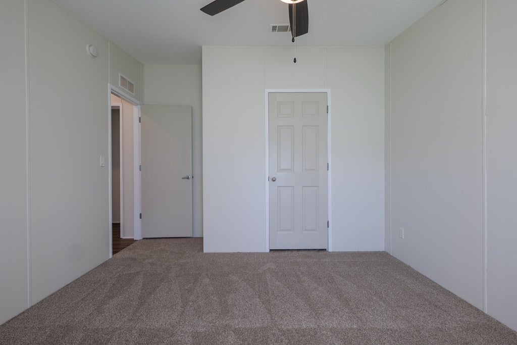 4289 Johnson Road South Valdosta, GA 31601 - Photo 29 of 45 Gallery Image 29
