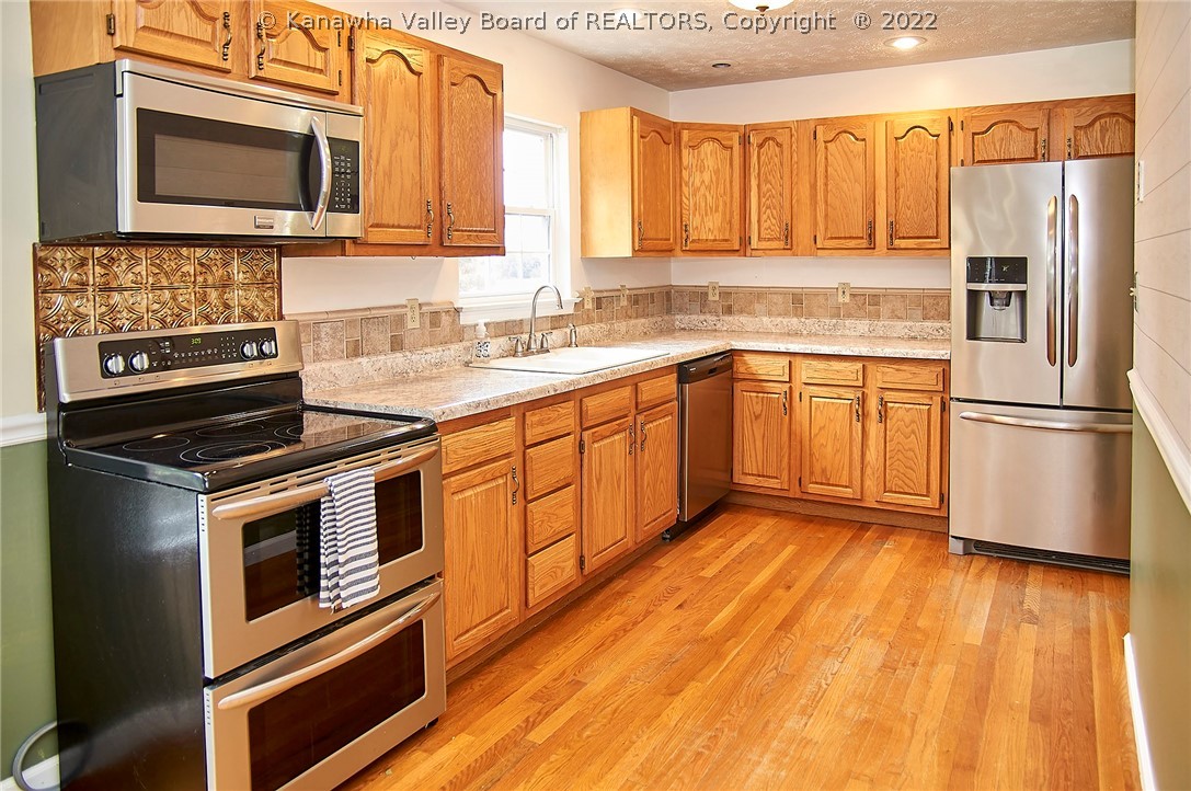 18322 Jerrys Run Road Fraziers Bottom, WV 25082 - Photo 3 of 49 Gallery Image 3