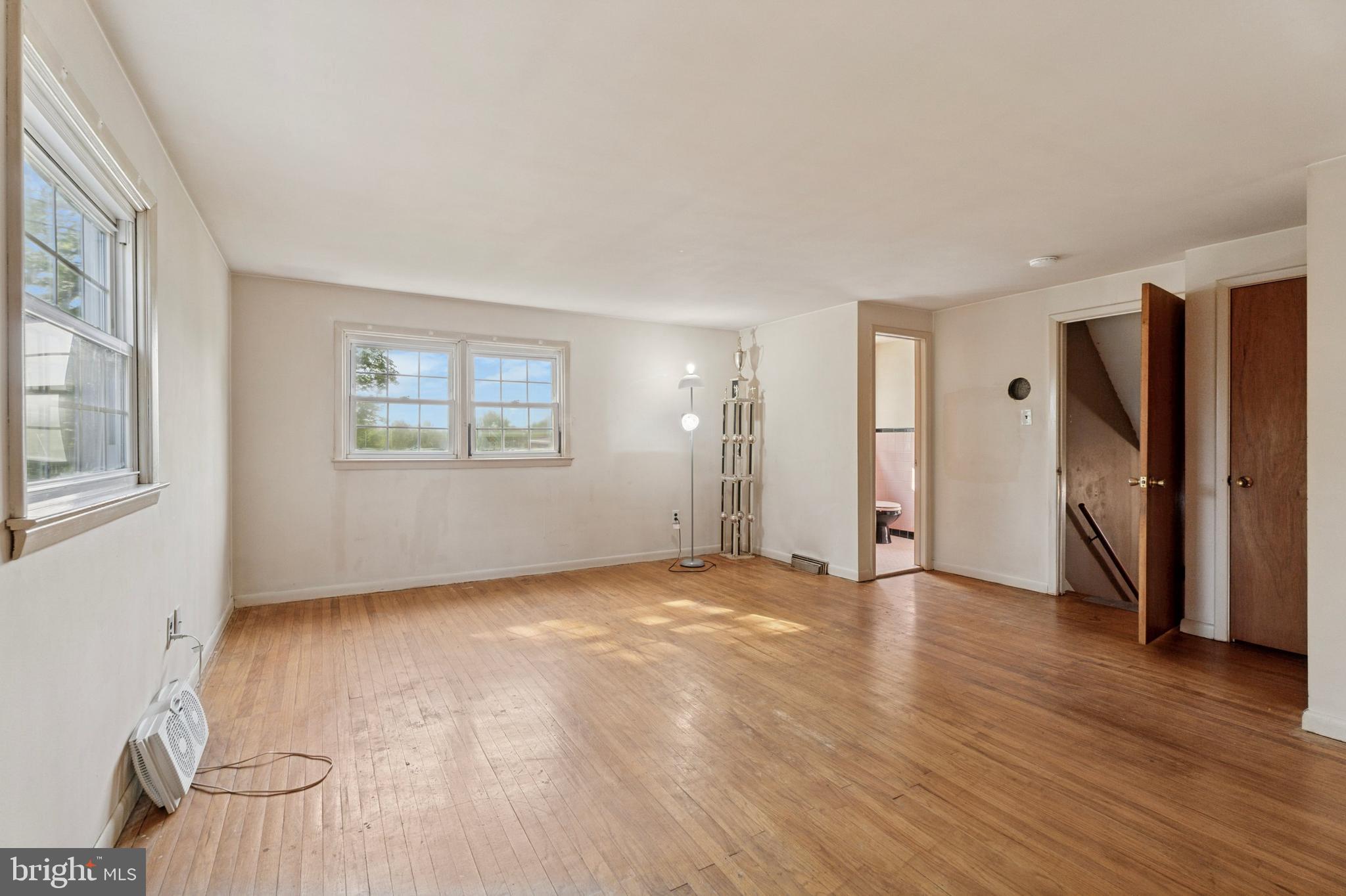 1313 Cloverly Road Warminster, PA 18974 - Photo 11 of 15 Master Bedroom