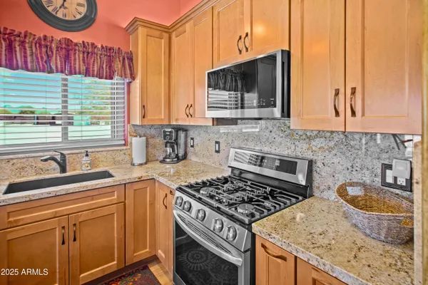 $1,200,000 | 38614 North Central Avenue, Phoenix, AZ 85086
