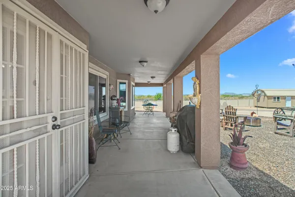 $1,200,000 | 38614 North Central Avenue, Phoenix, AZ 85086