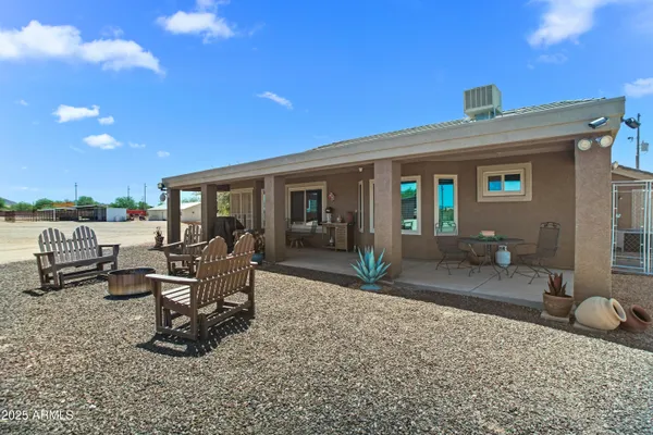 $1,200,000 | 38614 North Central Avenue, Phoenix, AZ 85086