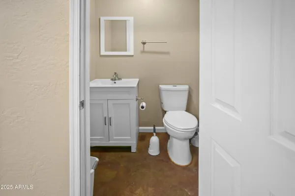 $1,200,000 | 38614 North Central Avenue, Phoenix, AZ 85086