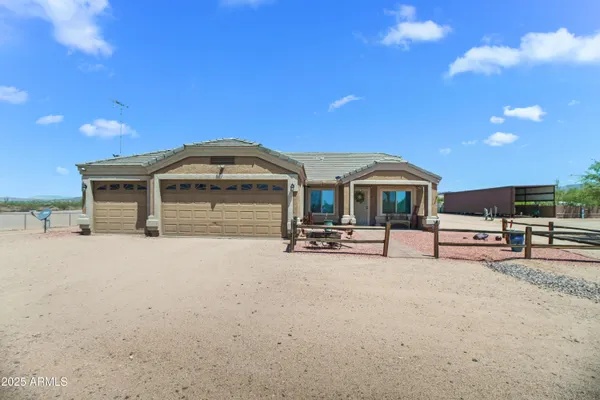 $1,200,000 | 38614 North Central Avenue, Phoenix, AZ 85086