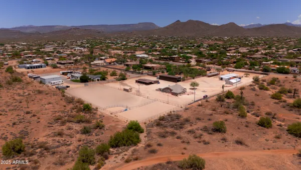 $1,200,000 | 38614 North Central Avenue, Phoenix, AZ 85086