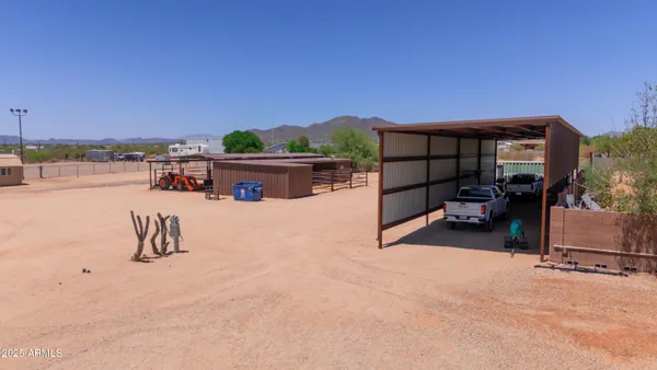 $1,200,000 | 38614 North Central Avenue, Phoenix, AZ 85086