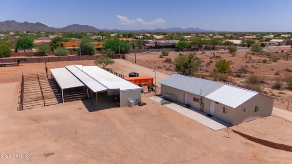 $1,200,000 | 38614 North Central Avenue, Phoenix, AZ 85086