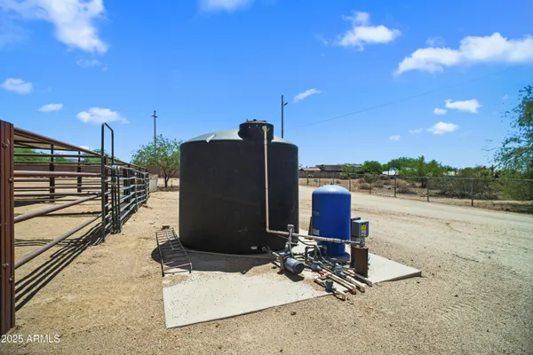$1,200,000 | 38614 North Central Avenue, Phoenix, AZ 85086