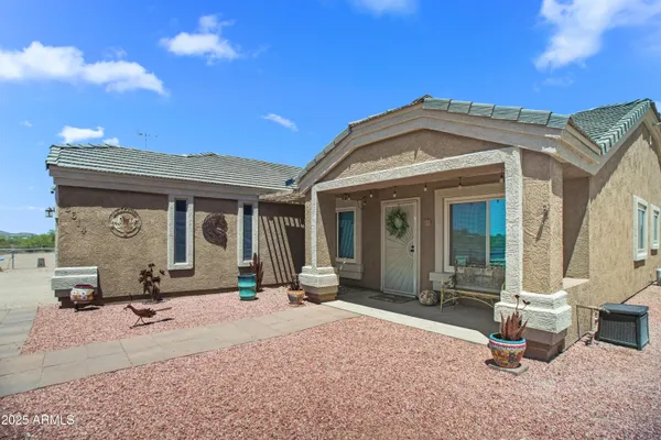 $1,200,000 | 38614 North Central Avenue, Phoenix, AZ 85086