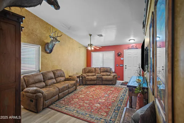 $1,200,000 | 38614 North Central Avenue, Phoenix, AZ 85086