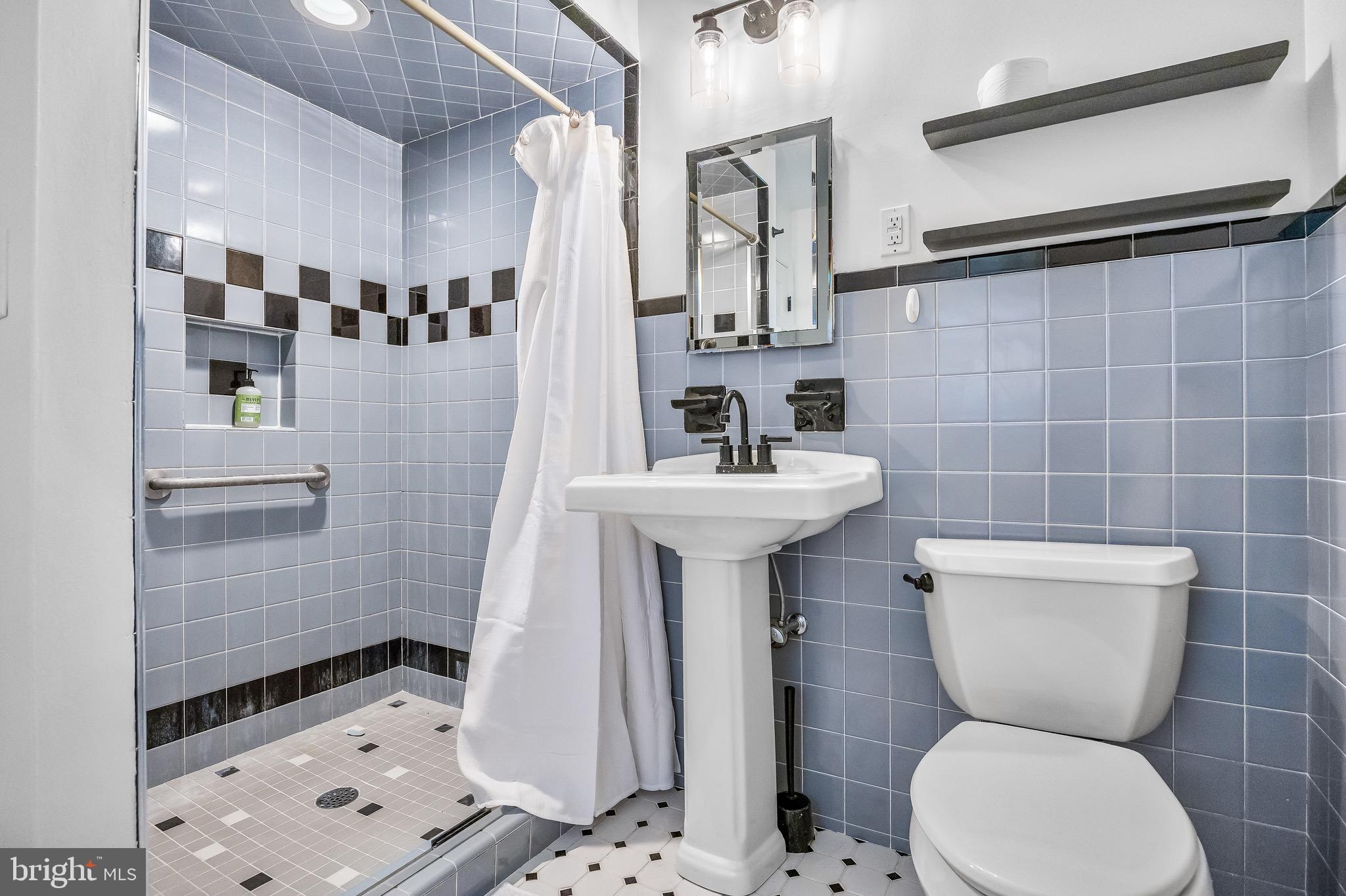 445 Pelham Road Cherry Hill, NJ 08034 - Photo 25 of 36 Gallery Image 25