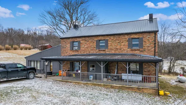 $335,000 | 6045 Township Road Northeast, New Lexington, OH 43764
