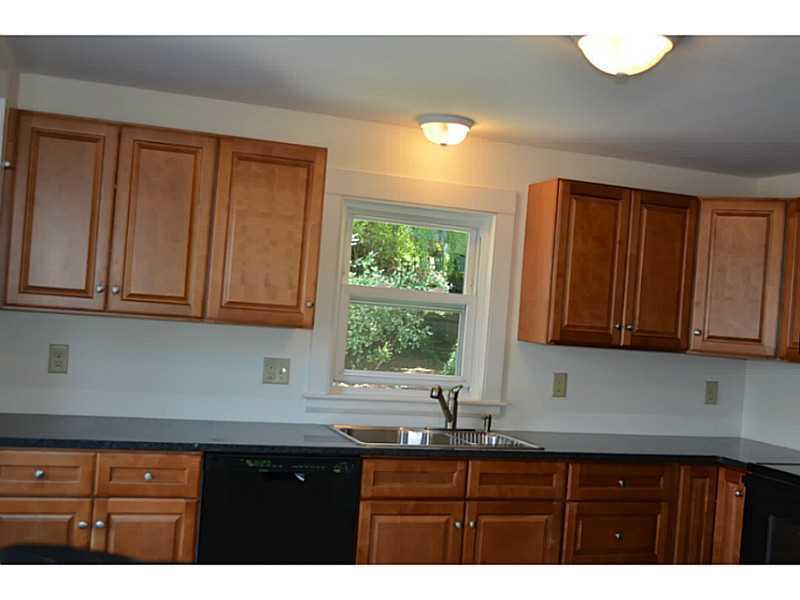 14 Spring Street South Portland, ME 04106 - Photo 14 of 26 Kitchen.