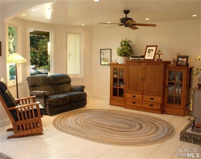 4930 Vine Hill Road Sebastopol, CA 95472 - Photo 5 of 8 Gallery Image 5