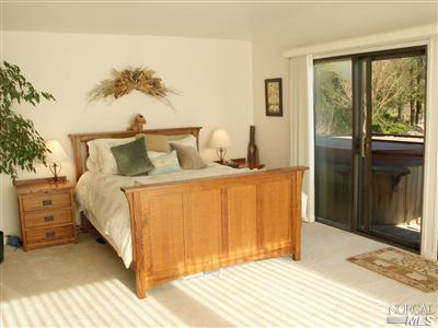 4930 Vine Hill Road Sebastopol, CA 95472 - Photo 6 of 8 Gallery Image 6