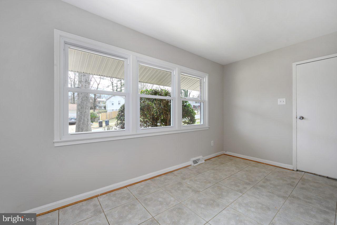 2004 Brierhill Road Fort Washington, MD 20744 - Photo 25 of 42 a view of empty room with window