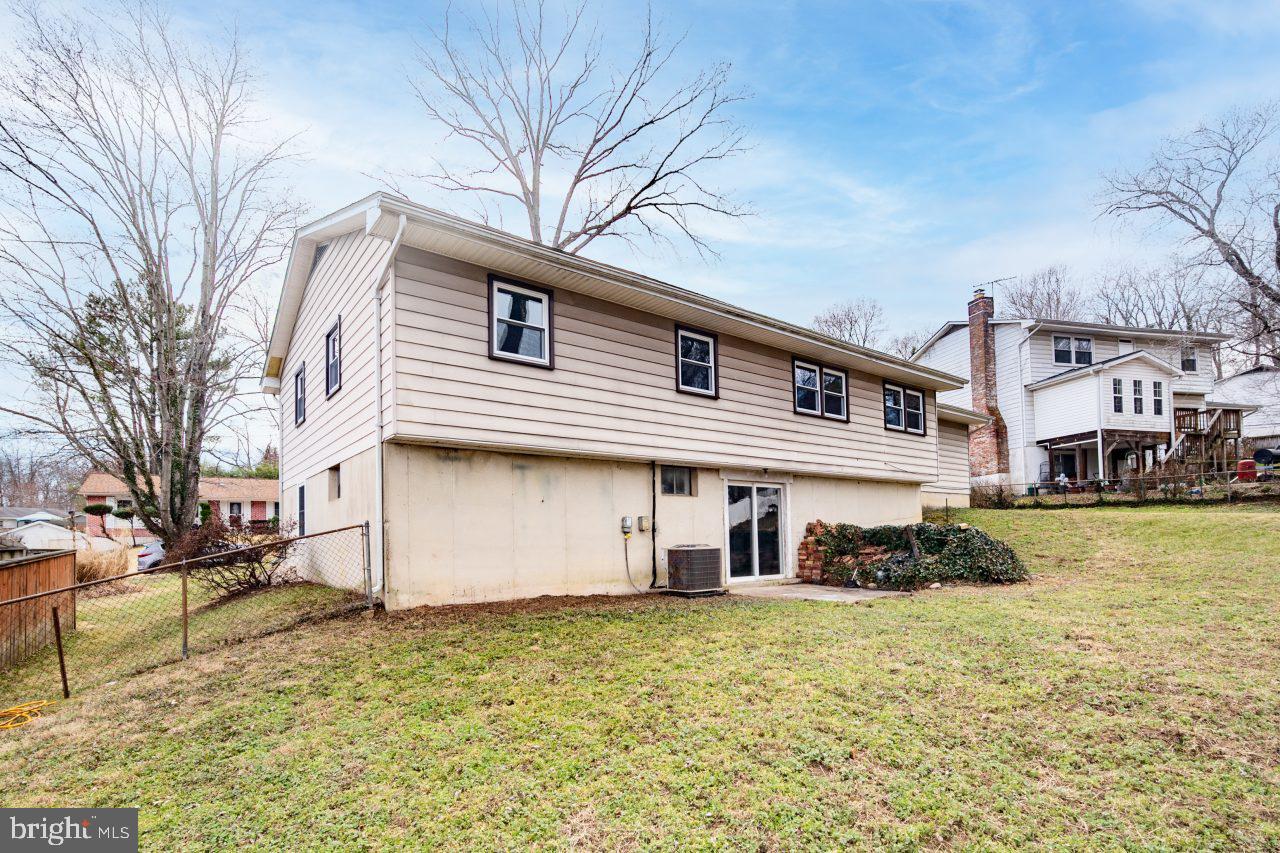 2004 Brierhill Road Fort Washington, MD 20744 - Photo 40 of 42 a front view of a house with a yard