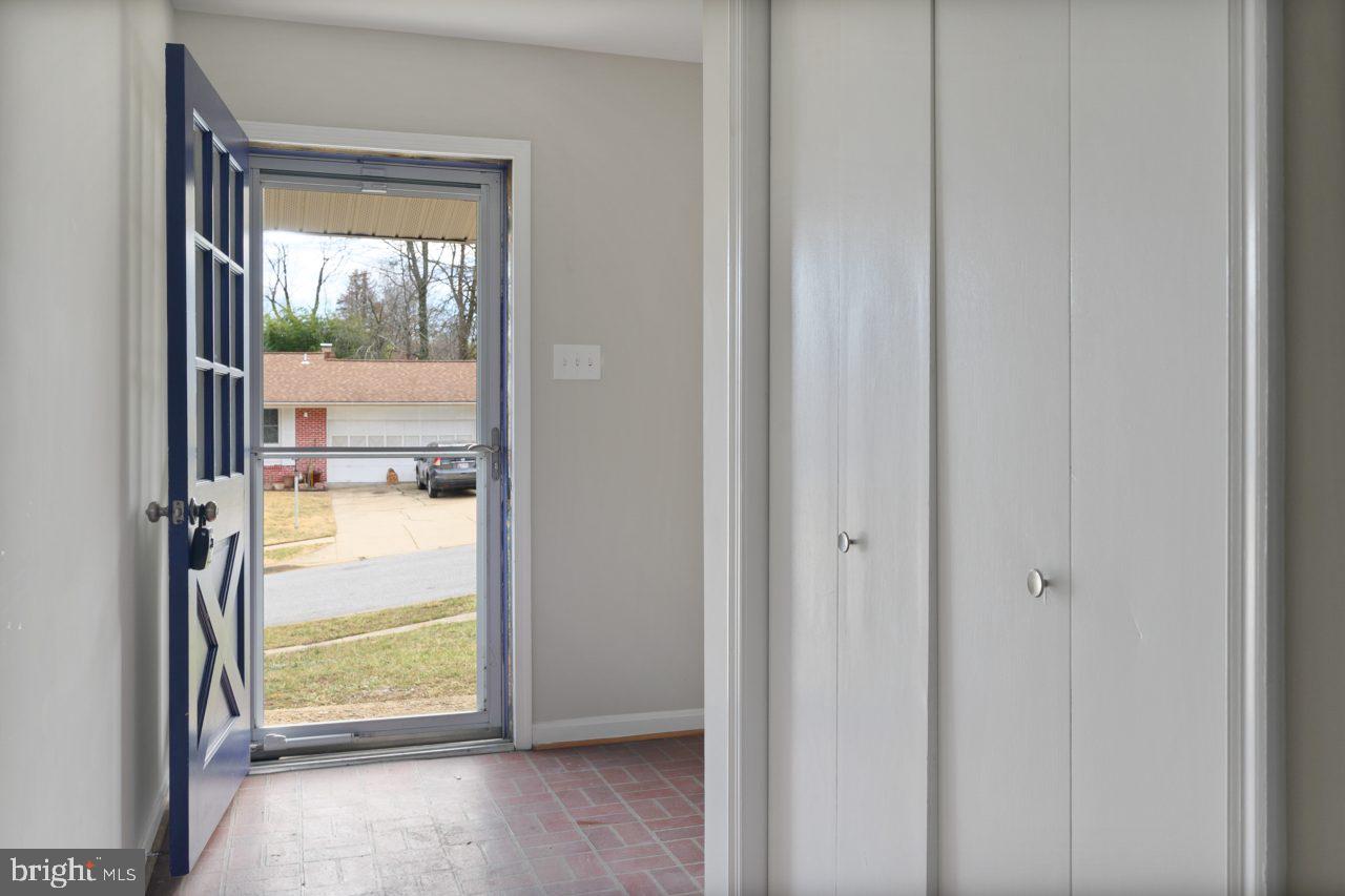 2004 Brierhill Road Fort Washington, MD 20744 - Photo 4 of 42 a view of a front door