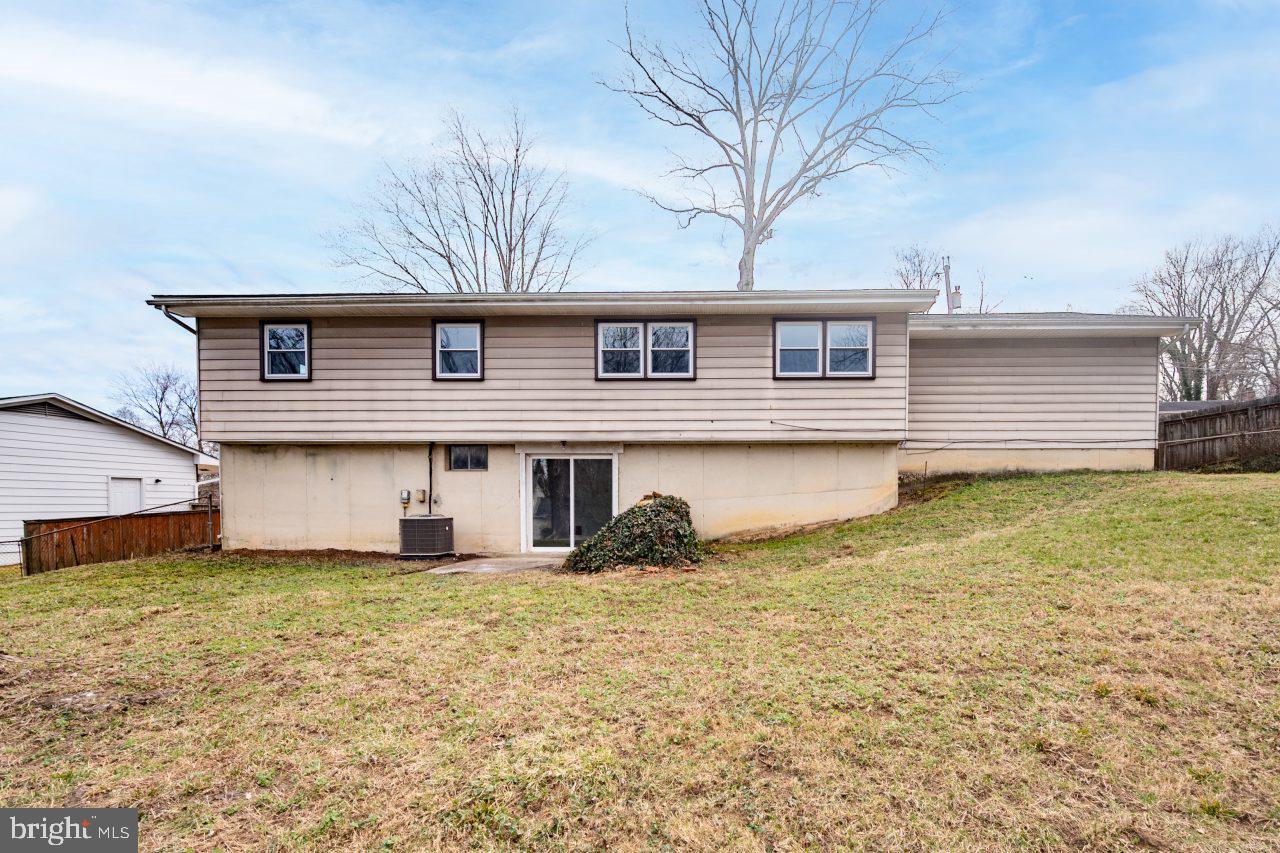 2004 Brierhill Road Fort Washington, MD 20744 - Photo 41 of 42 a front view of a house with a yard