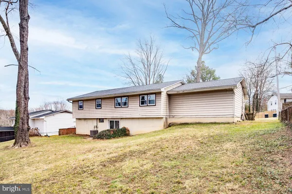 $3,100 | 2004 Brierhill Road, Fort Washington, MD 20744