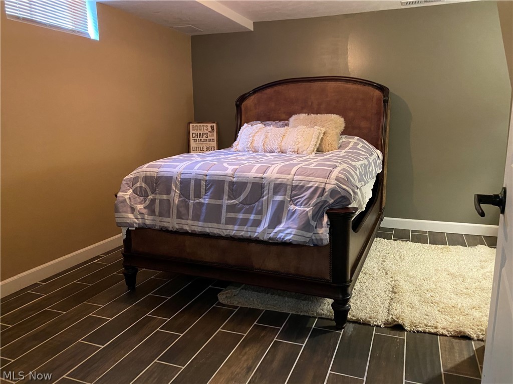 14585 Navarre Road Southwest Wilmot, OH 44689 - Photo 16 of 24 Gallery Image 16