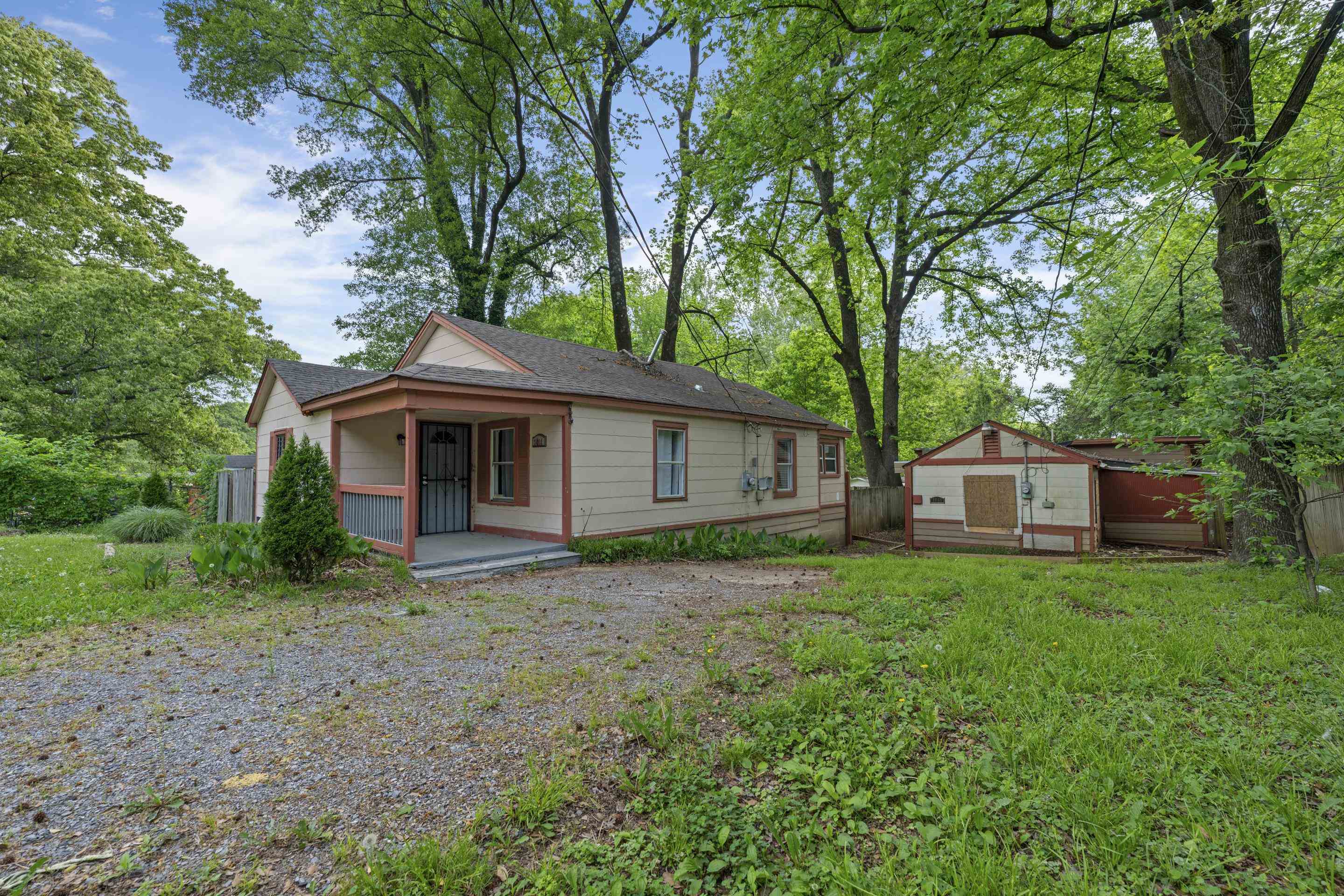 3066 Redbud Road Memphis, TN 38109 - Photo 4 of 29