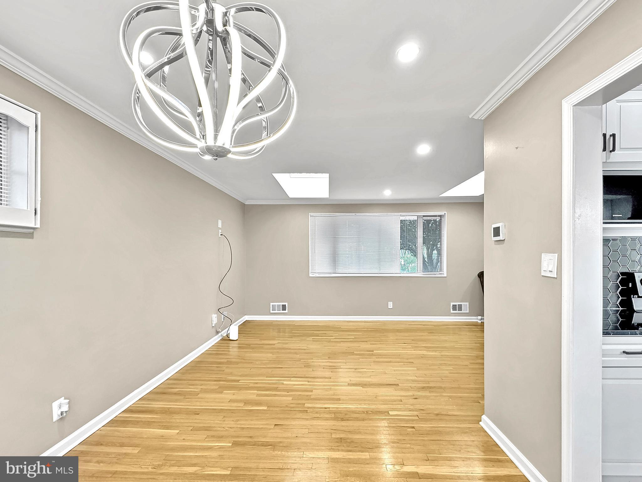 2408 Lillian Drive Silver Spring, MD 20902 - Photo 6 of 43 Dining area