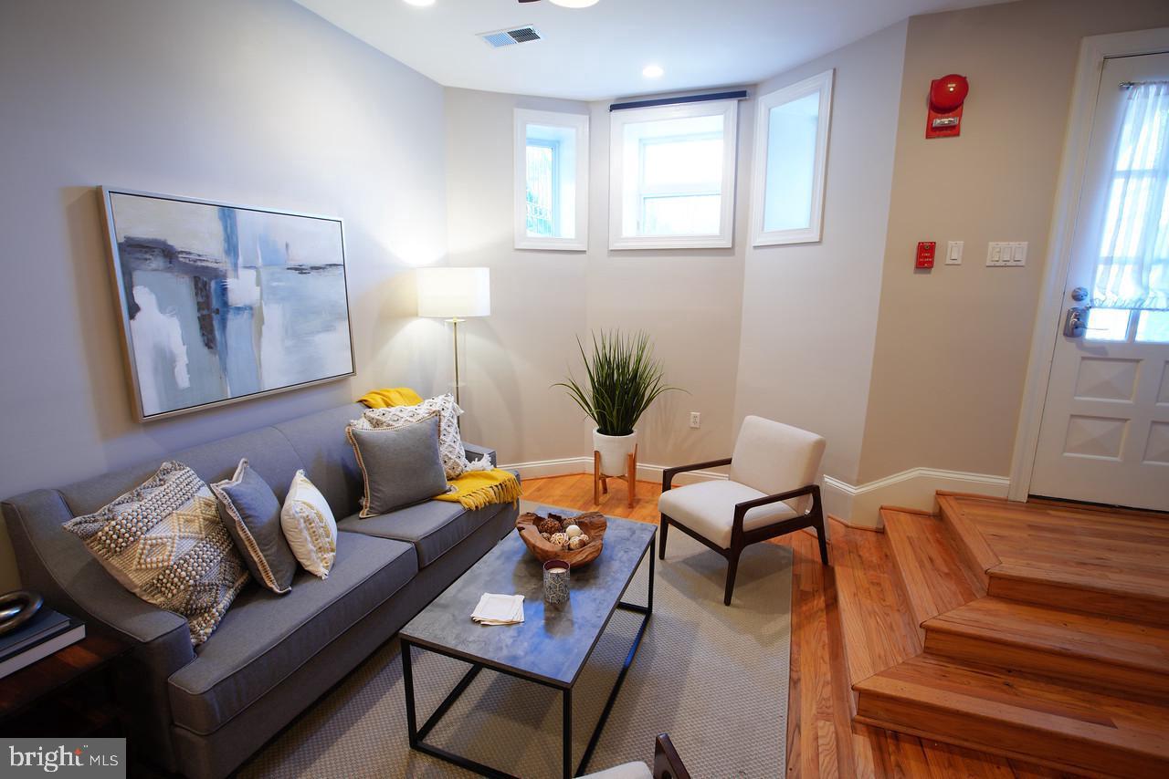 1330 Park Road Northwest, Unit A Washington, DC 20010 - Photo 7 of 20 Good natural light
