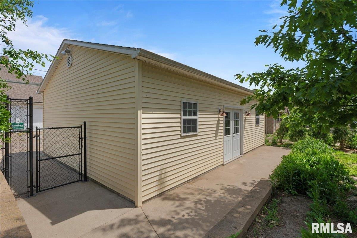 1428 9th Street Moline, IL 61265 - Photo 45 of 46