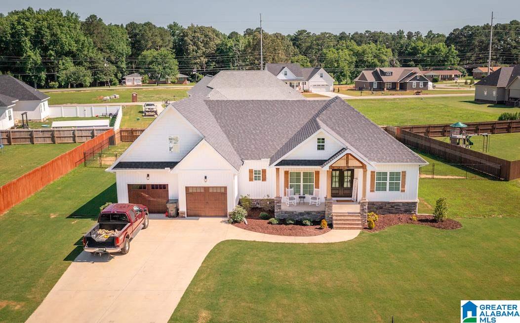 2624 Legacy Trace Gadsden, AL 35907 - Photo 2 of 32