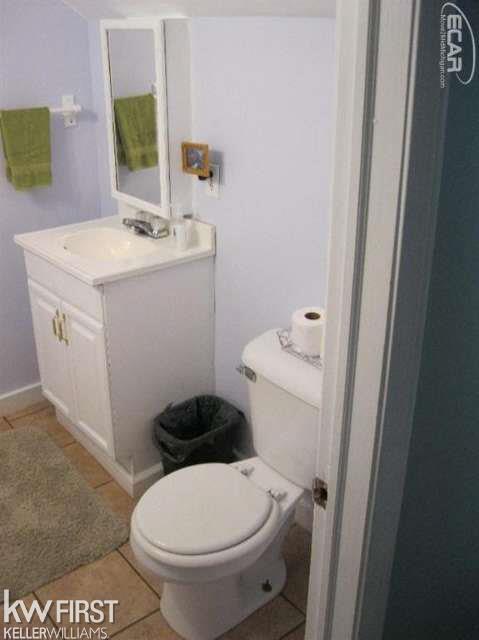 8583 North Seymour Road Flushing, MI 48433 - Photo 20 of 34 20446038-19.JPG