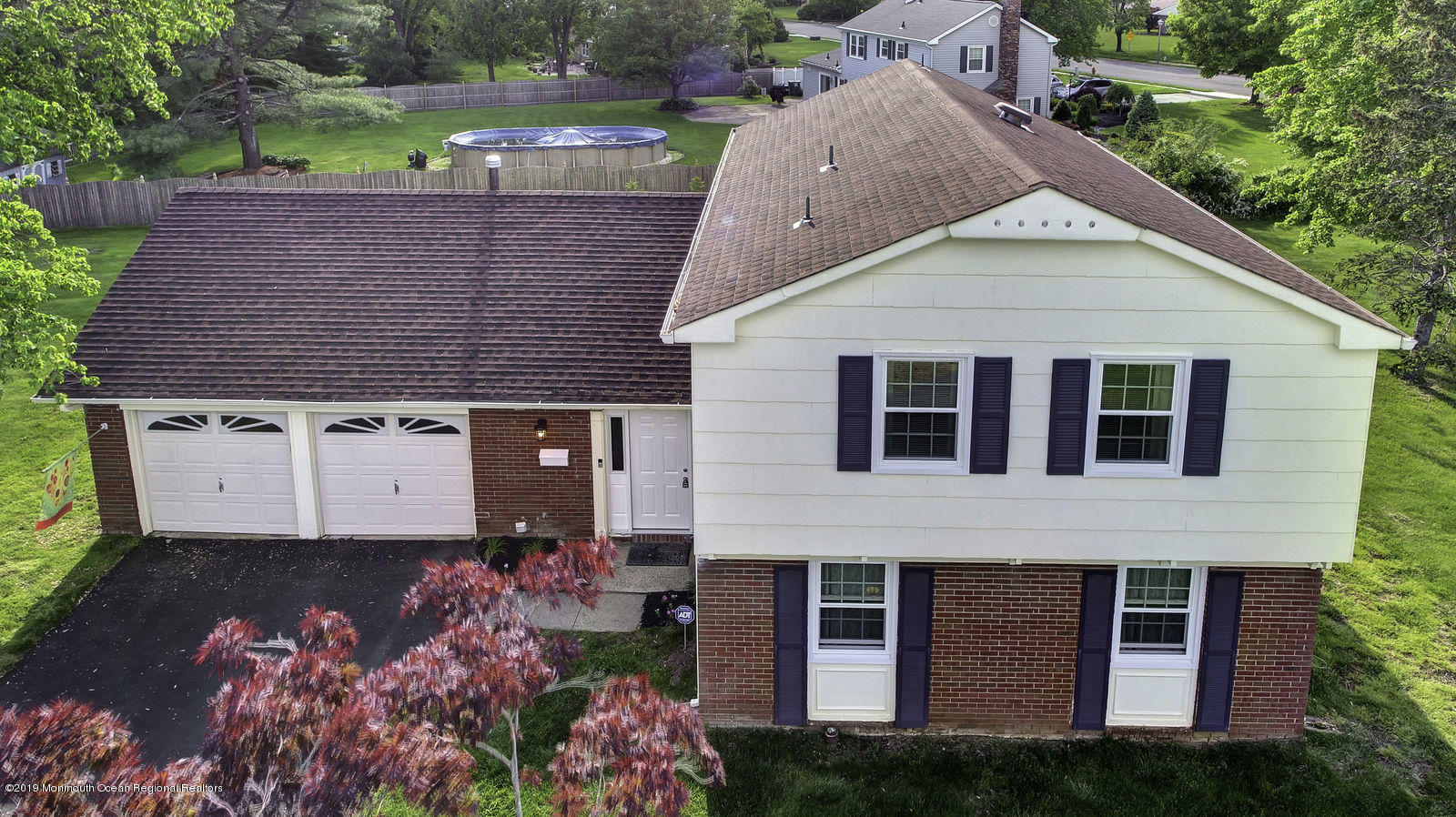 271 Stillwells Corner Road Freehold, NJ 07728 - Photo 3 of 77 1