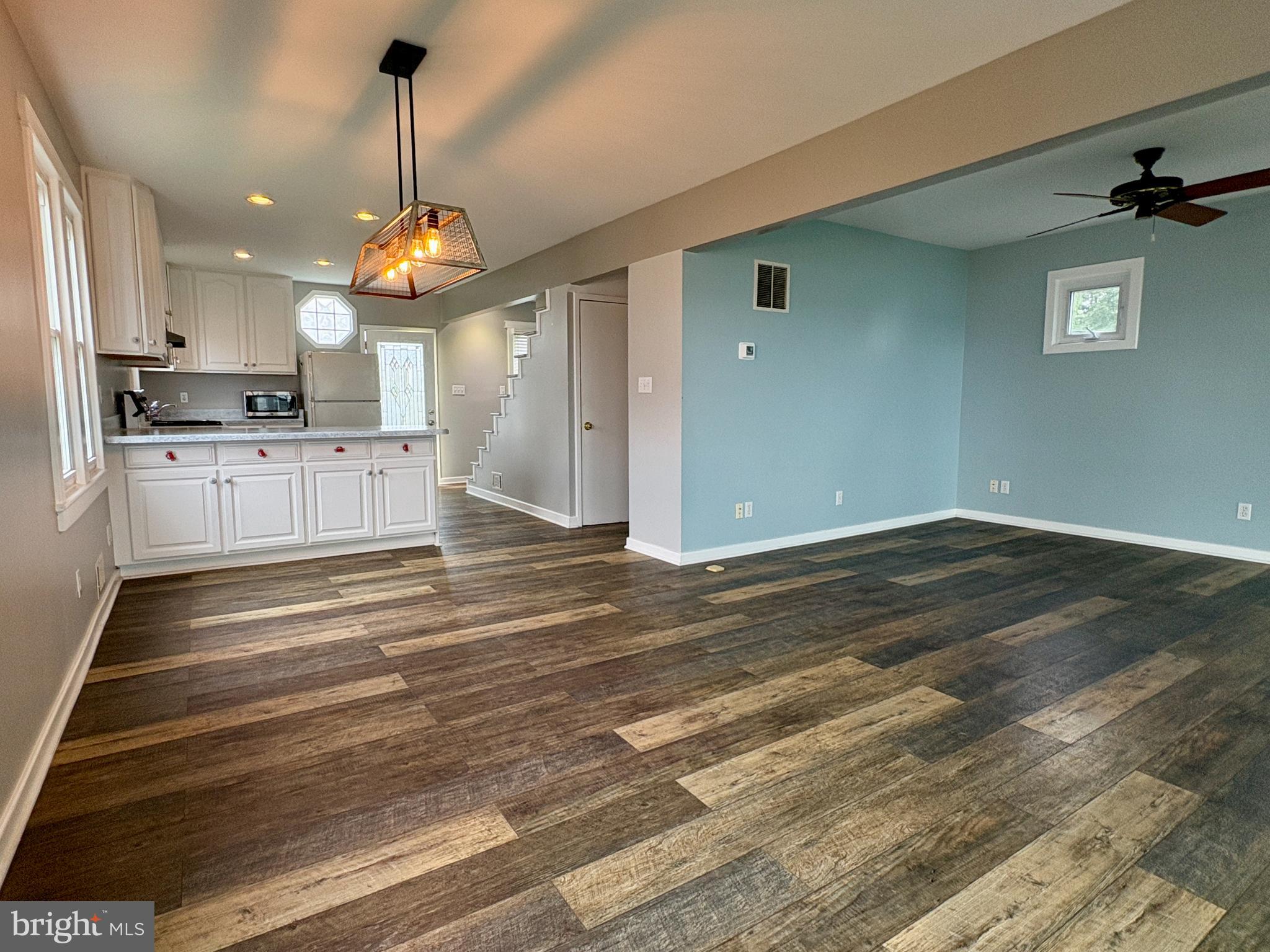2513 Barrison Point Road Essex, MD 21221 - Photo 8 of 43