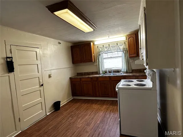 $89,000 | 352 North Bedford Street, Puxico, MO 63960