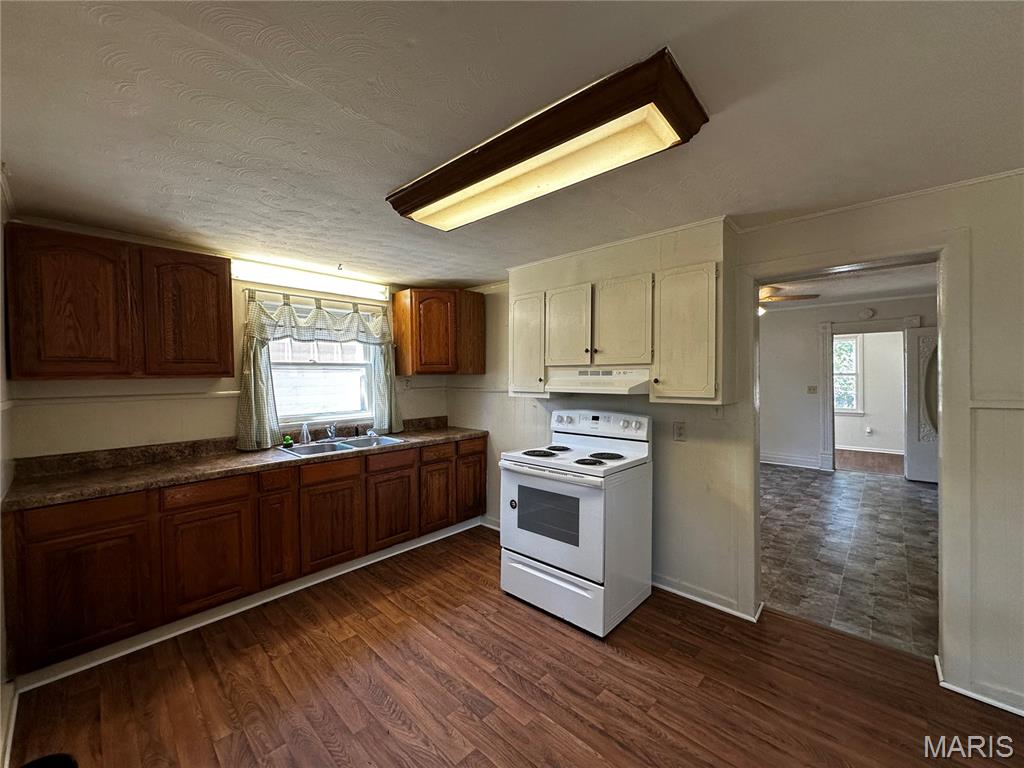 352 North Bedford Street Puxico, MO 63960 - Photo 12 of 14