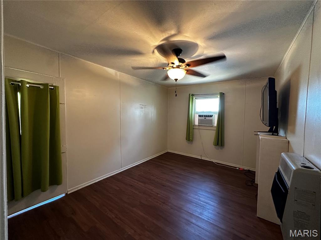 352 North Bedford Street Puxico, MO 63960 - Photo 5 of 14